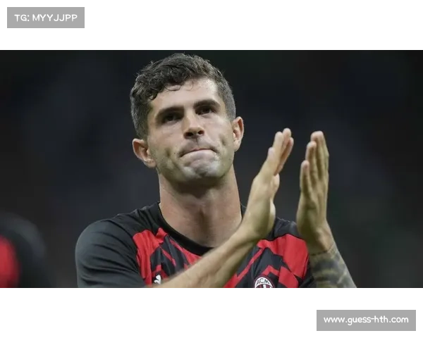 都灵门将失误送礼,普利西奇机敏抢断导演逆转好戏 都灵门将失误送礼,普利西奇机敏抢断导演逆转好戏